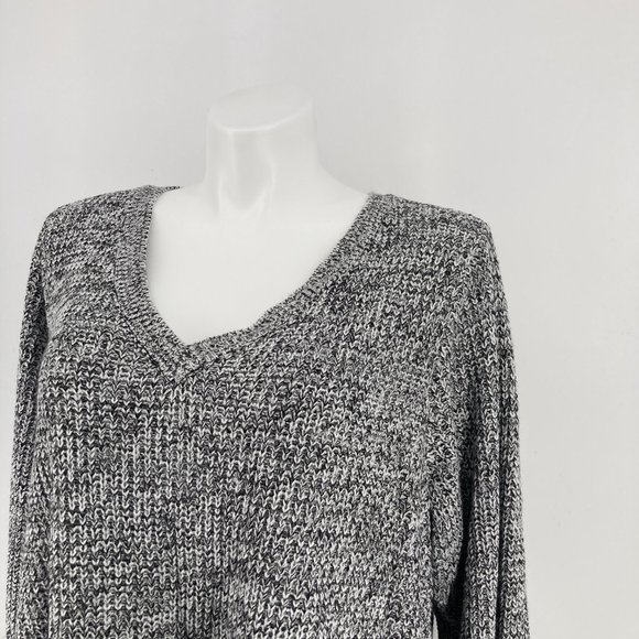 New Torrid Sweater Marled V Neck Tunic Long Sleeve Stretch Size 4 - Picture 2 of 6